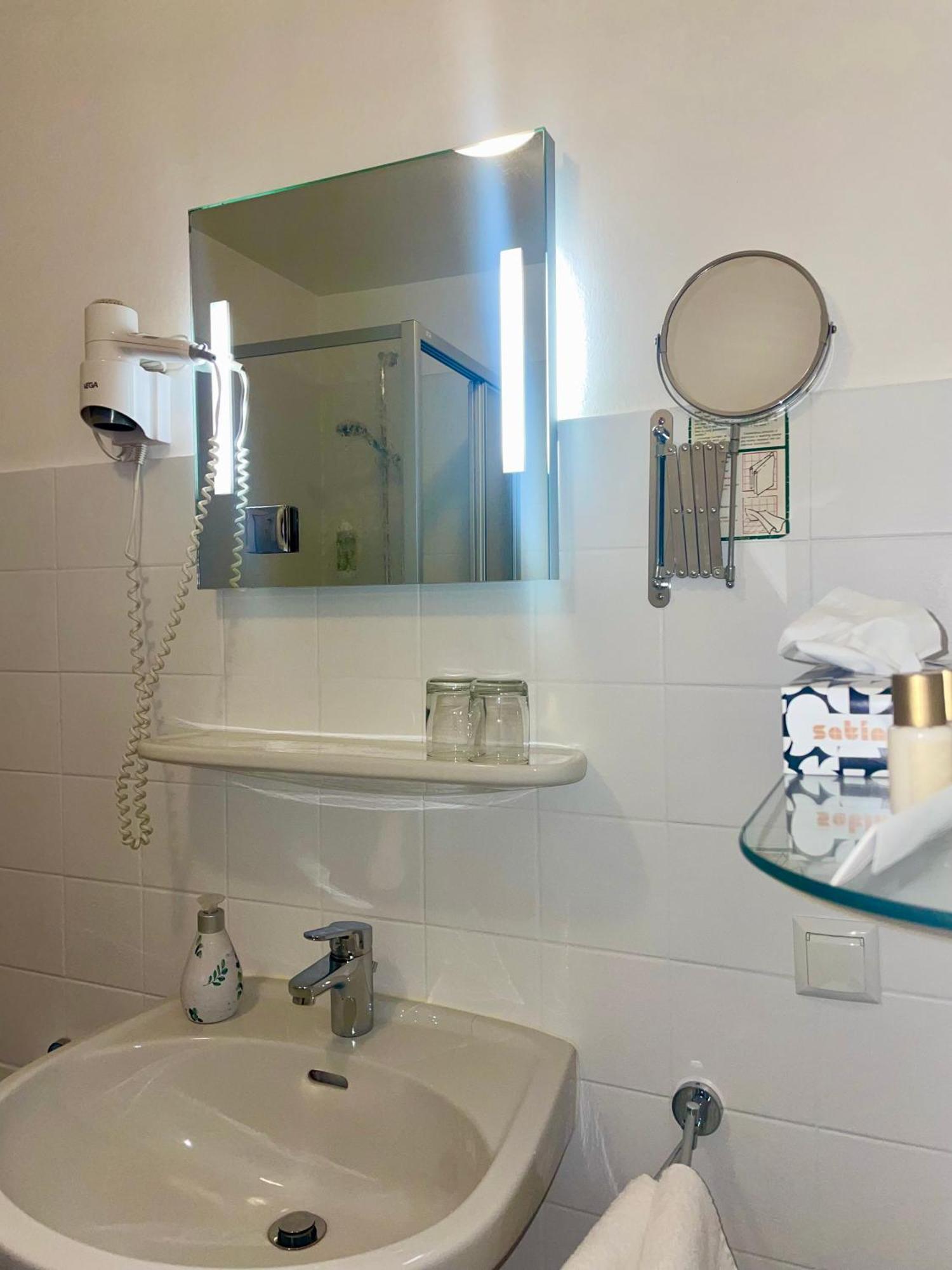 Hotel-Pension Hommen コブレンツ エクステリア 写真