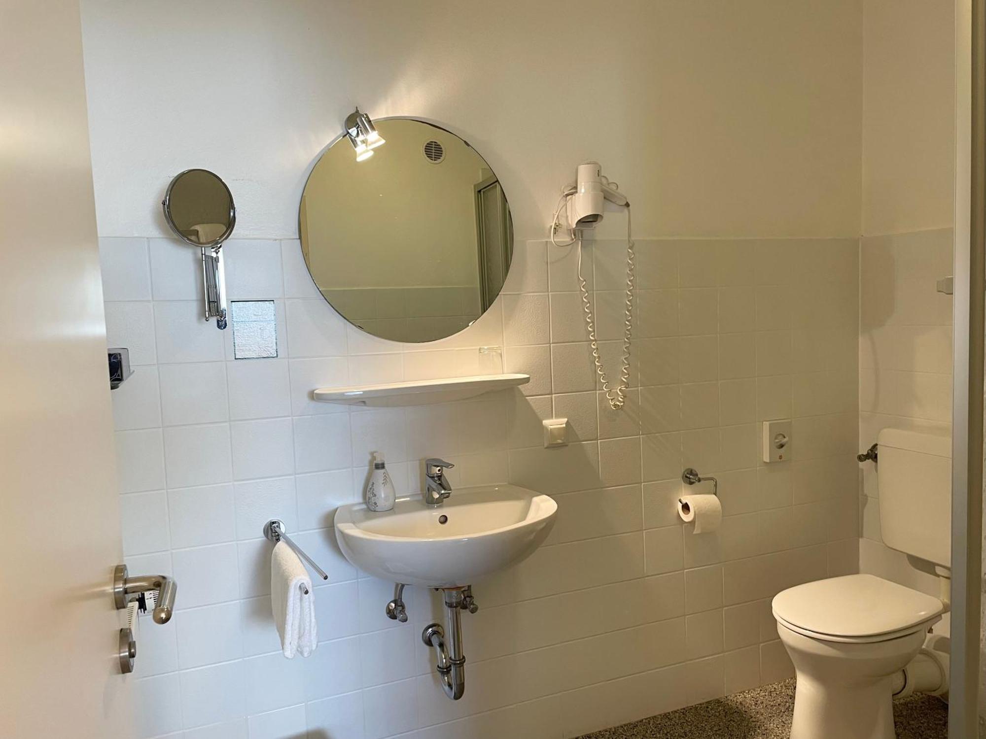 Hotel-Pension Hommen コブレンツ エクステリア 写真